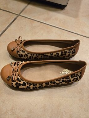 Vionic Women’s Minna Calf Hair & Leather Leopard Print Ballet Flats NEW size 8